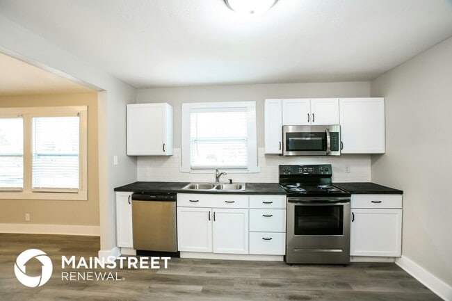 Building Photo - 6067 Bettcher Ave