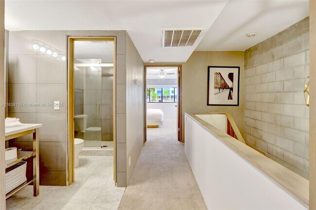 Building Photo - 322 Hendricks Isle