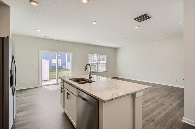 Building Photo - 6354 Ripken St