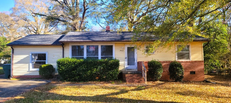 Building Photo - 1542 E Perry St