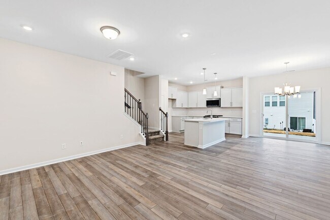 Building Photo - Modern & Charming 3-Bedroom Townhome in Durham!