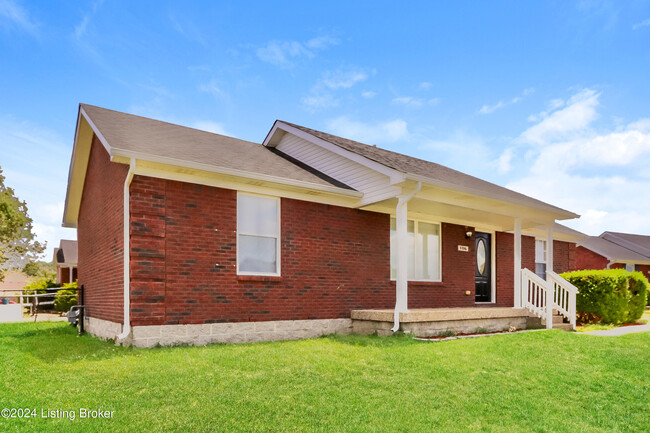 Building Photo - 106 Drake Dr