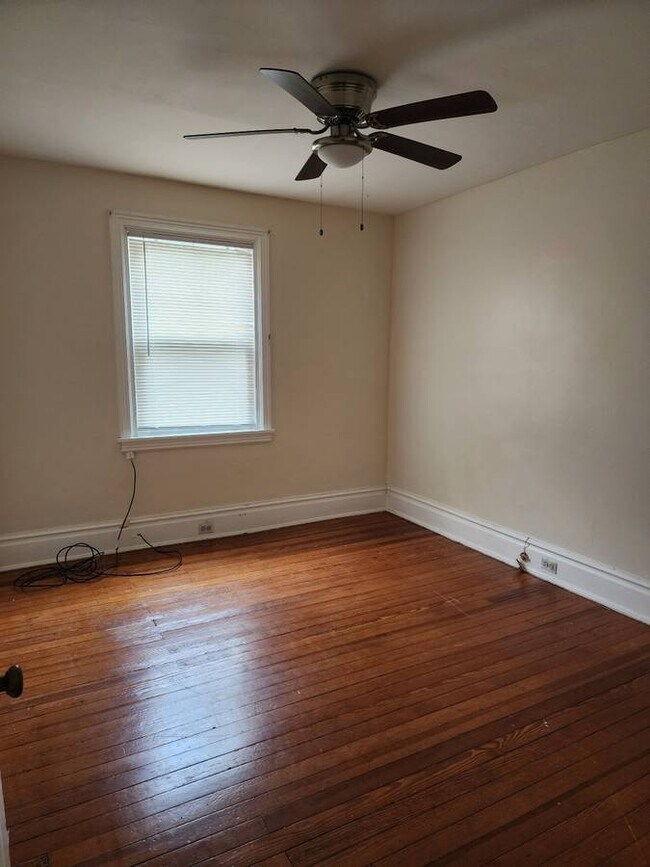 Building Photo - 1211 Gilpin Ave