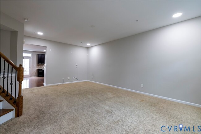 Building Photo - 1903 Old Brick Rd