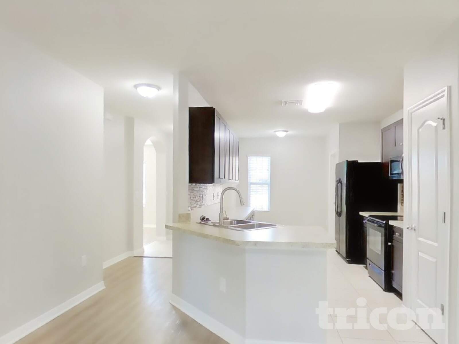 Building Photo - 2508 Valhalla Dr