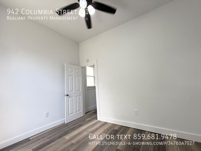 Building Photo - 942 Columbia St