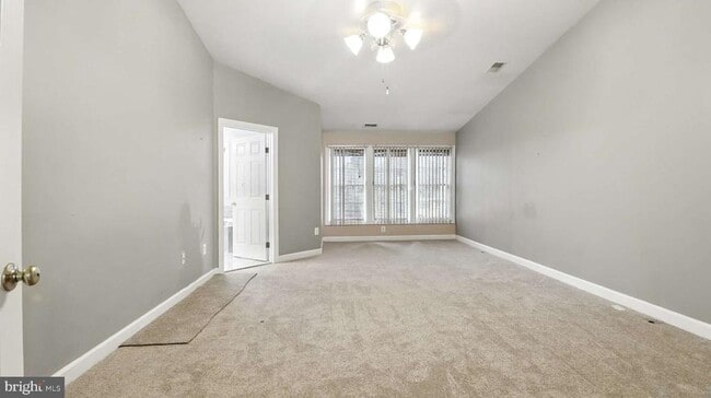 Building Photo - 1572 Penzance Way