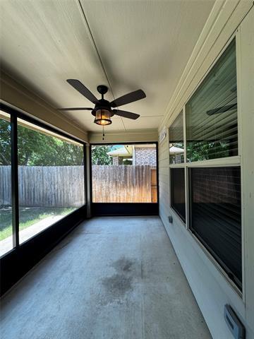 Building Photo - 4548 Fern Valley Dr