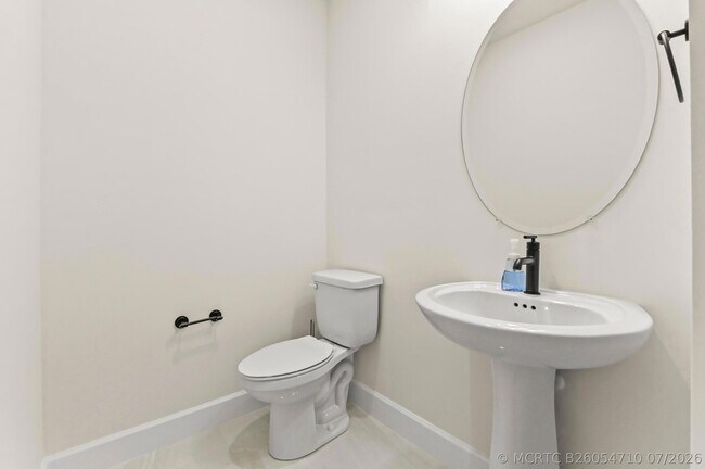 Building Photo - 15030 Wildwood Cir