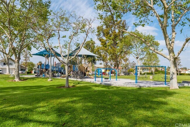 Building Photo - 42 Atherton-