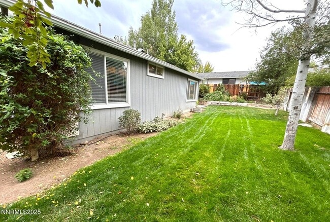 Building Photo - 130 Summerset Dr