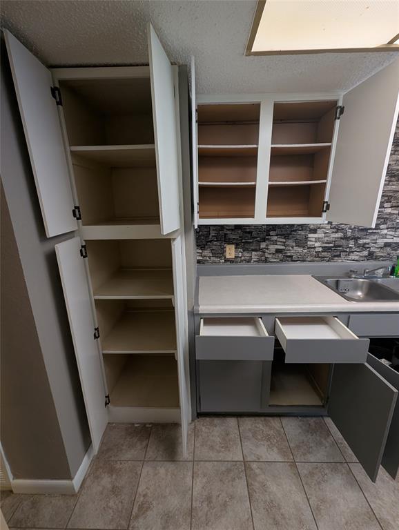 Building Photo - 1201 Doreen Ct