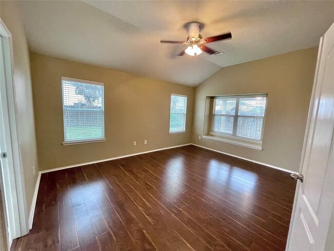 Building Photo - 2526 Sandvalley Way