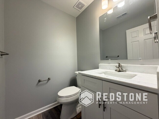 Building Photo - 6489 Bellcross Trl