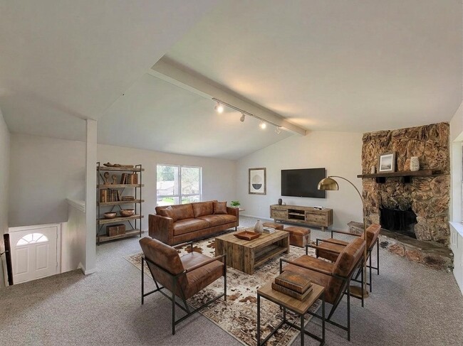 Building Photo - 8719 Valley Song Dr