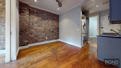 Building Photo - 134 Orchard St