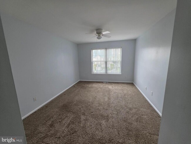 Building Photo - 2602 Saxony Dr