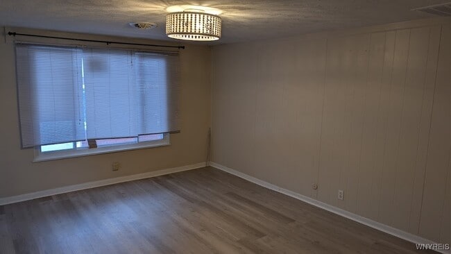 Building Photo - 25 Cadet Cir