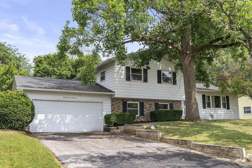 Building Photo - 4200 Rudy Rd