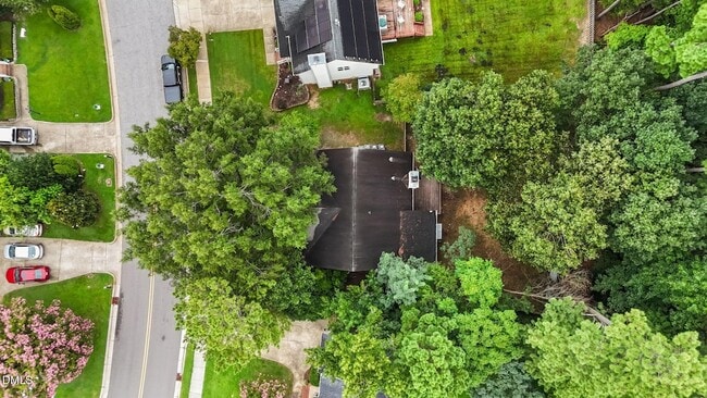 Building Photo - 2837 Tryon Pines Dr