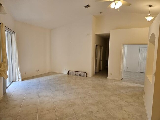 Building Photo - 5845 Eagle Cay Cir