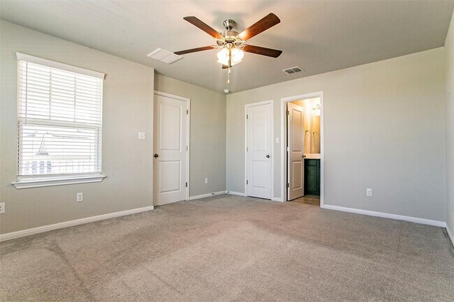 Building Photo - 133 Duck Creek Trail