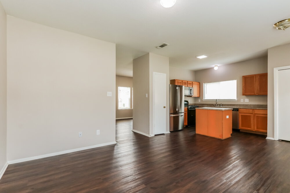 Building Photo - 1671 Nichole Woods Dr