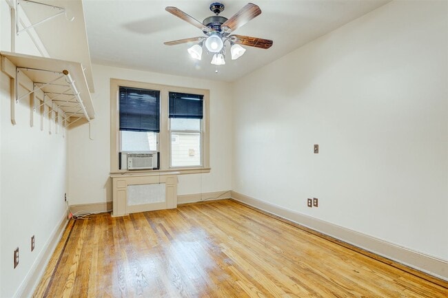 Building Photo - 13 W 27th St
