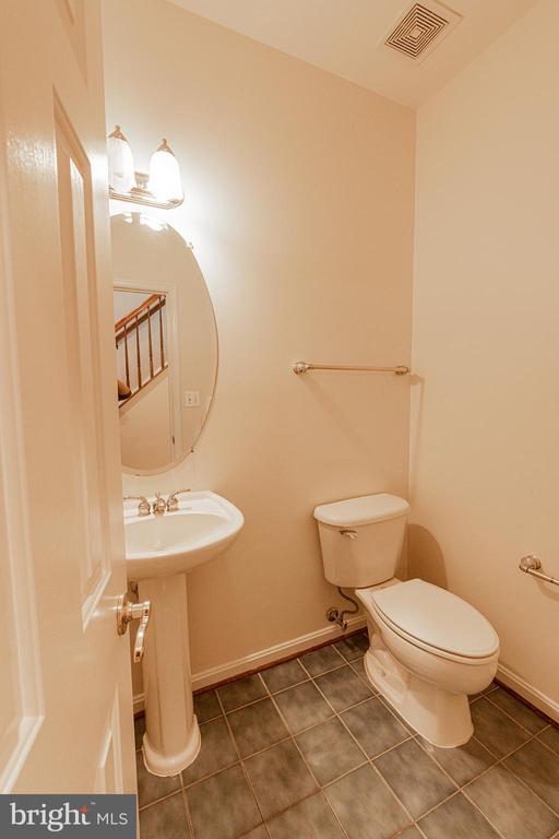 Building Photo - 13638 Cedar Run Ln