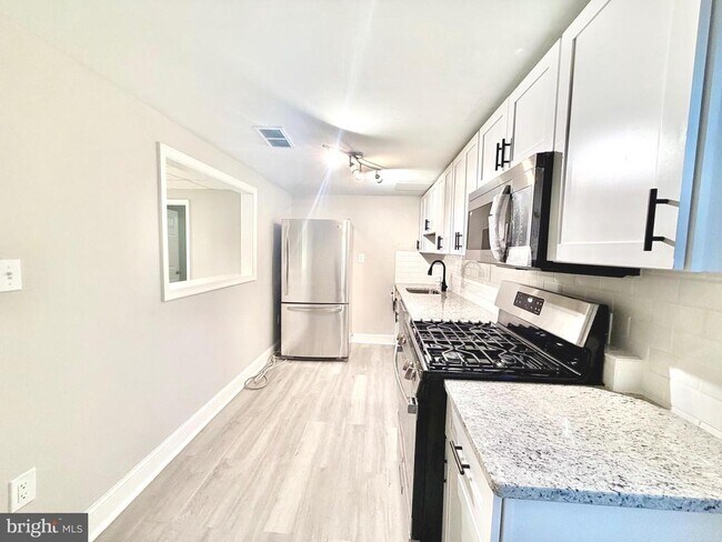 Building Photo - 4120 14th St NW