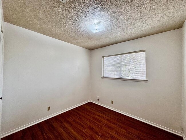 Building Photo - 4703 Sagebrush Trail