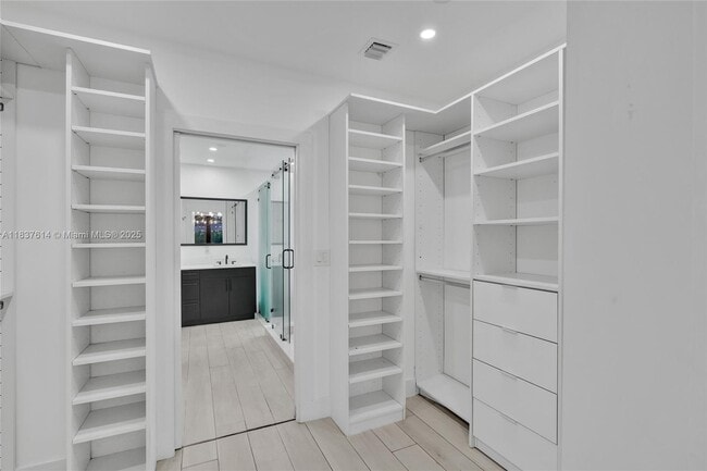 Building Photo - 120 NW 41st St