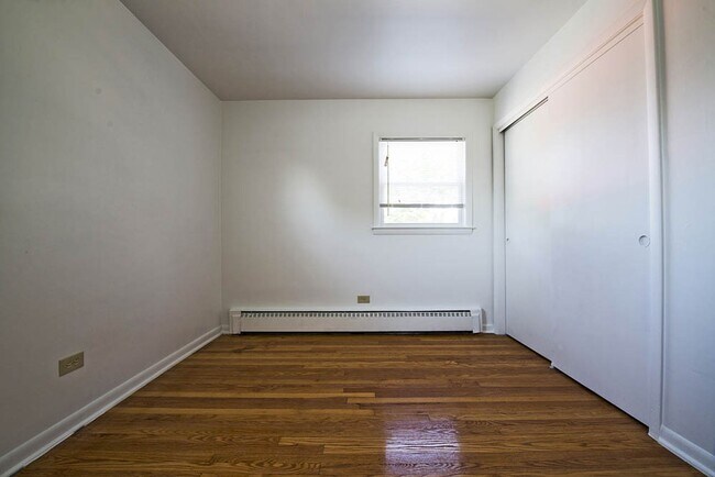 Building Photo - 470 Gordon Ave Calumet City, IL 60409