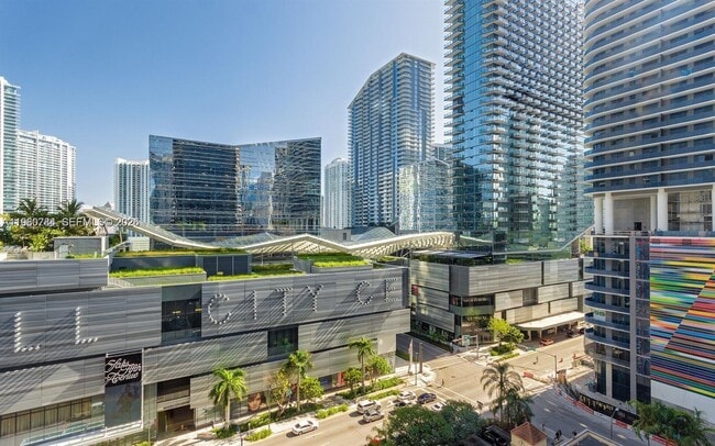 Building Photo - 45 SW 9th St