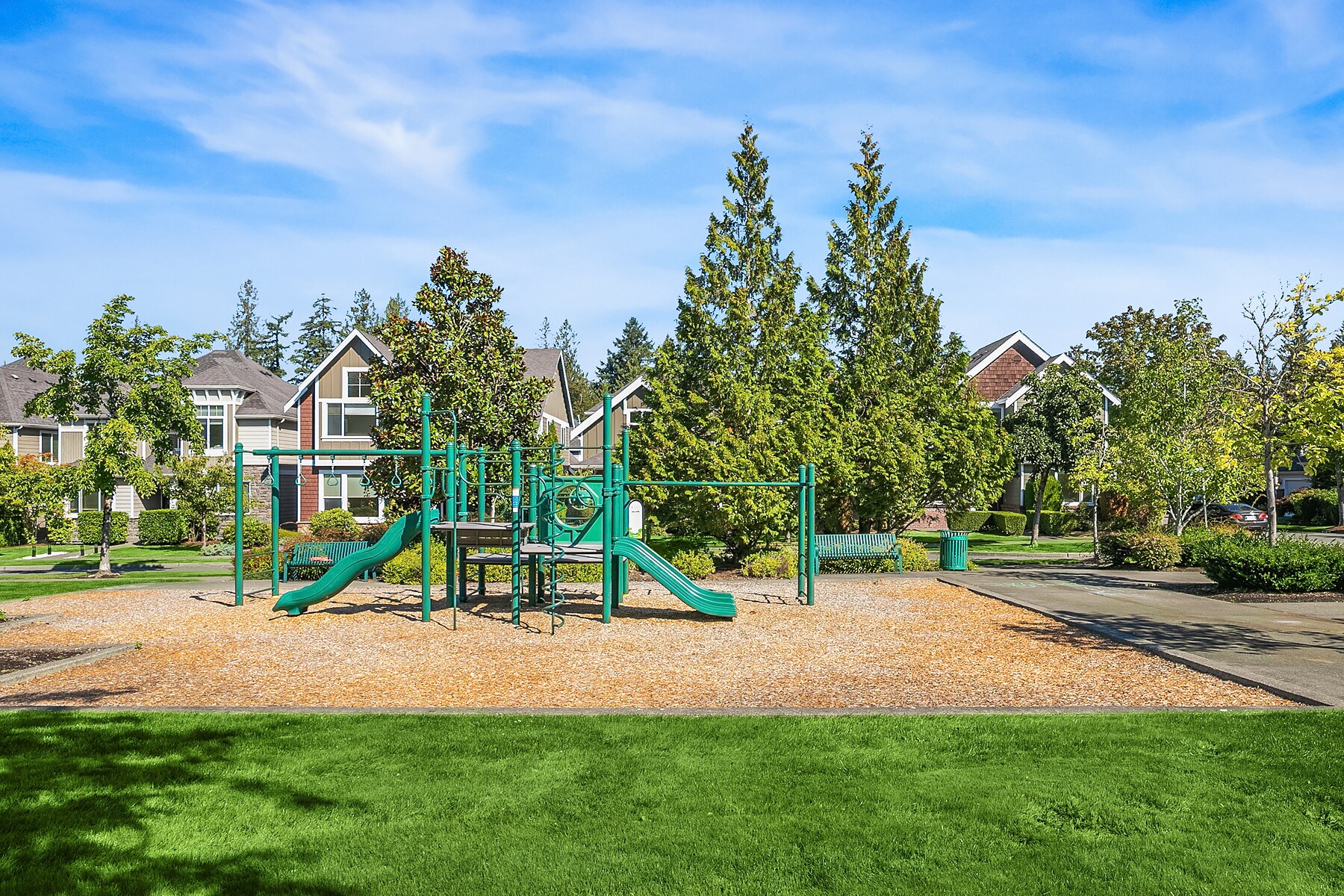 Building Photo - 3479 NE Monterey Ln