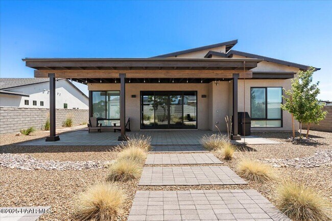 Building Photo - 4755 N Yorkshire Loop