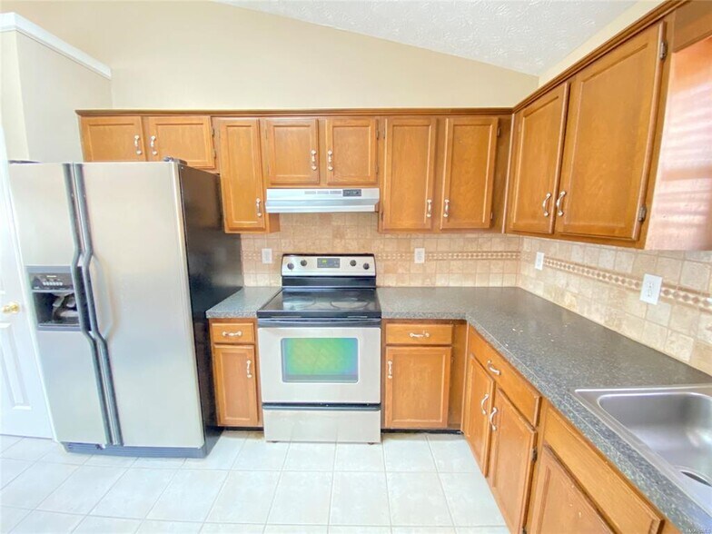 Building Photo - 1907 Woodrun Dr