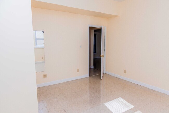 Building Photo - 2301 Judge Ln