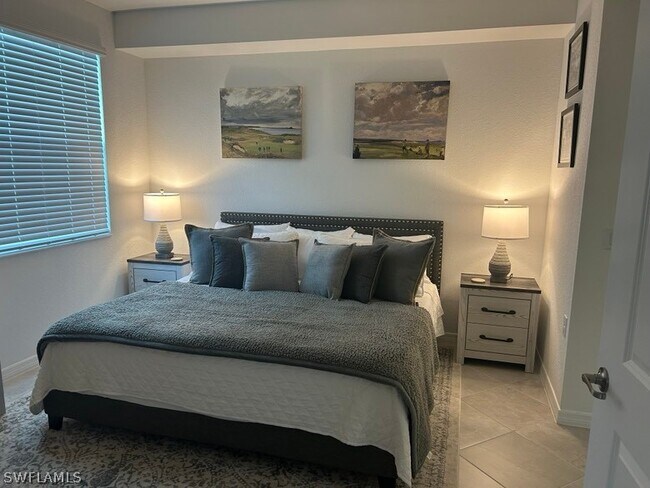 Building Photo - 15375 Grn Acrs Ave