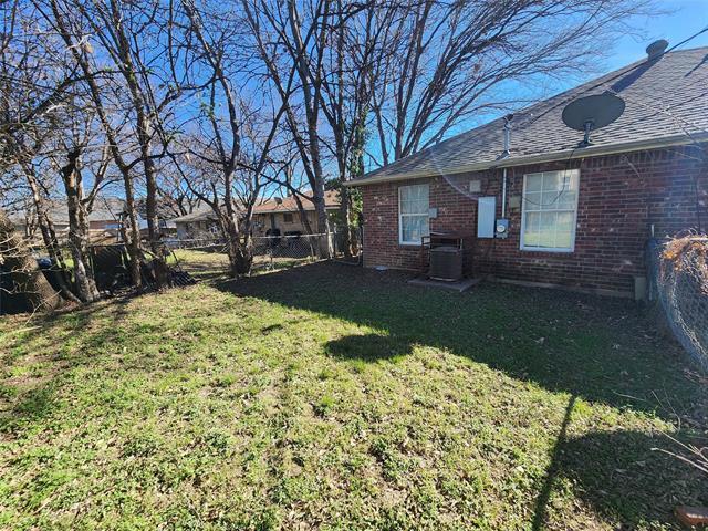 Building Photo - 939 Baker St