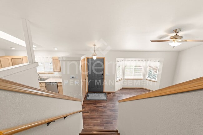 Building Photo - Beautiful 3-bedroom Home Next To Black Bay Park In Post Falls