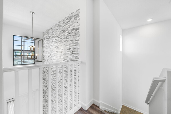 Building Photo - 3270 Dunning Dr