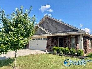 Building Photo - 130 Gardengate Dr