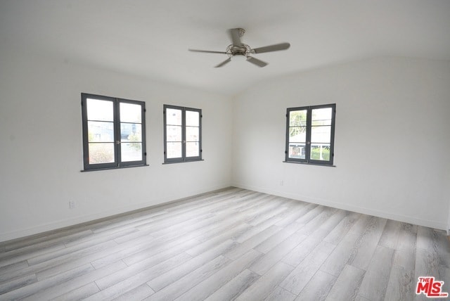 Building Photo - 1317 Riviera Ave