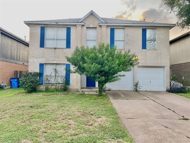 Primary Photo - 1002 Acanthus St
