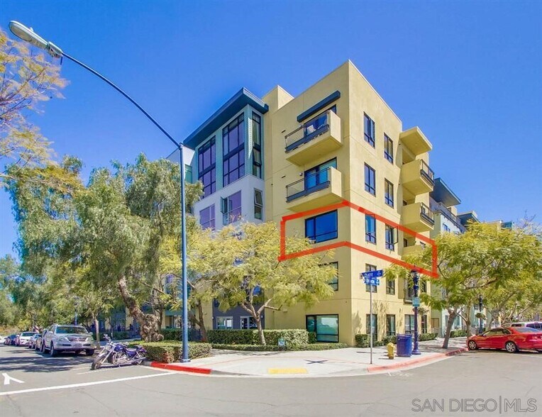 Building Photo - 889 Date St