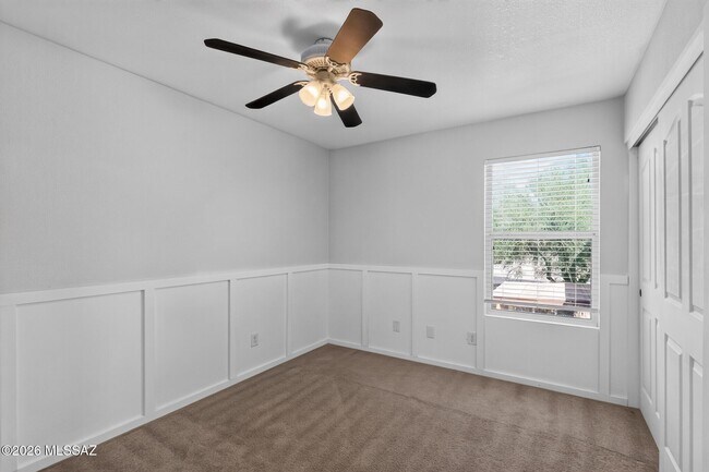Building Photo - 1337 W Camino Mesa Sonorense