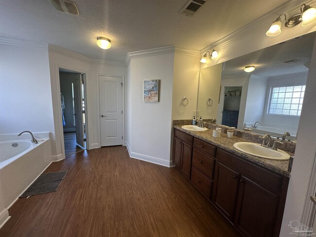 Building Photo - 8791 Prowler Ct