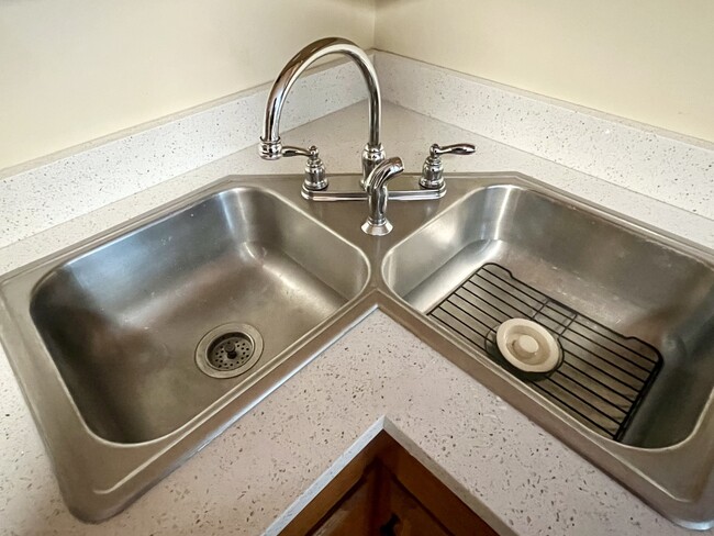 Building Photo - 3751 Grant St