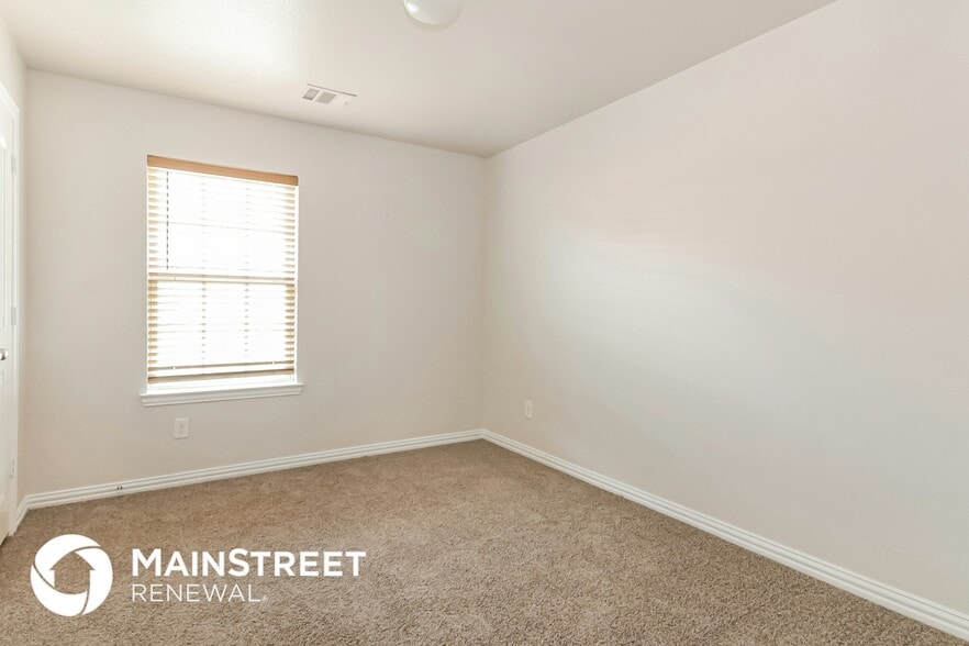 Building Photo - 4712 Stokes St